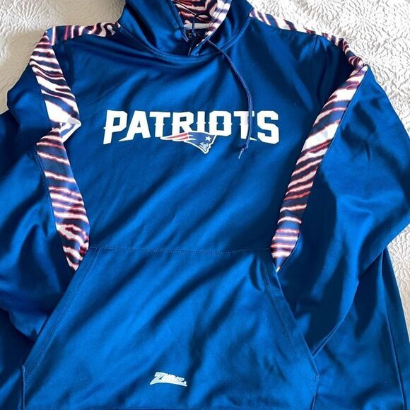 NFL Team Apparel Unisex Hoodie Sweatshirt Patriots Zubaz Pullover Navy Blue Size - Picture 8 of 11